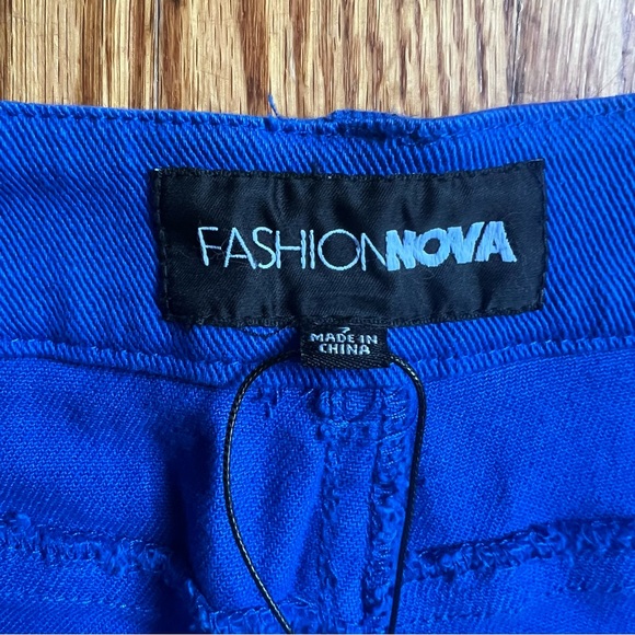 Fashion Nova Tokyo Nights High Rise Cargo Jeans Blue Size 7 NWT - Picture 9 of 13